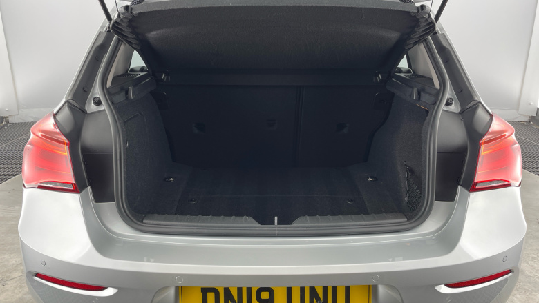 BMW 1 Series 118i [1.5] SE 5dr [Nav] Petrol Hatchback